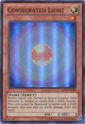 Consecrated Light (AP04-EN006) - Astral Pack 4 Unlimited