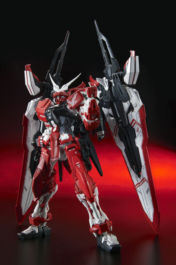 MG 1/100 MBF-02VV Gundam Astray Turn Red