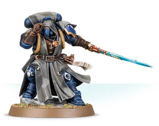 Primaris Librarian in Phobos Armour