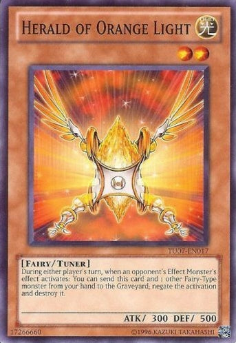 Herald of Orange Light [TU07-EN017] Common | The CG Realm